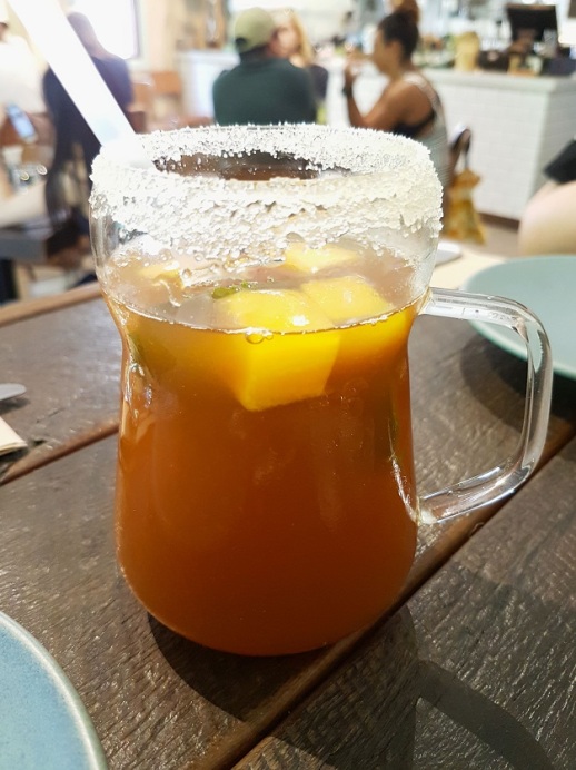 cafe-oratnek-mango-peach-iced-tea